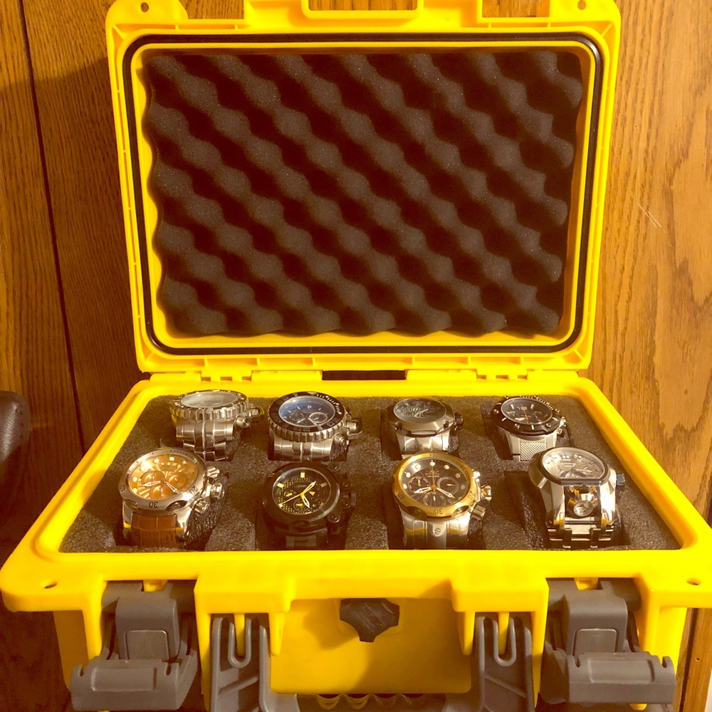 Invicta 8 Slot Watch Pelican or Storage Case